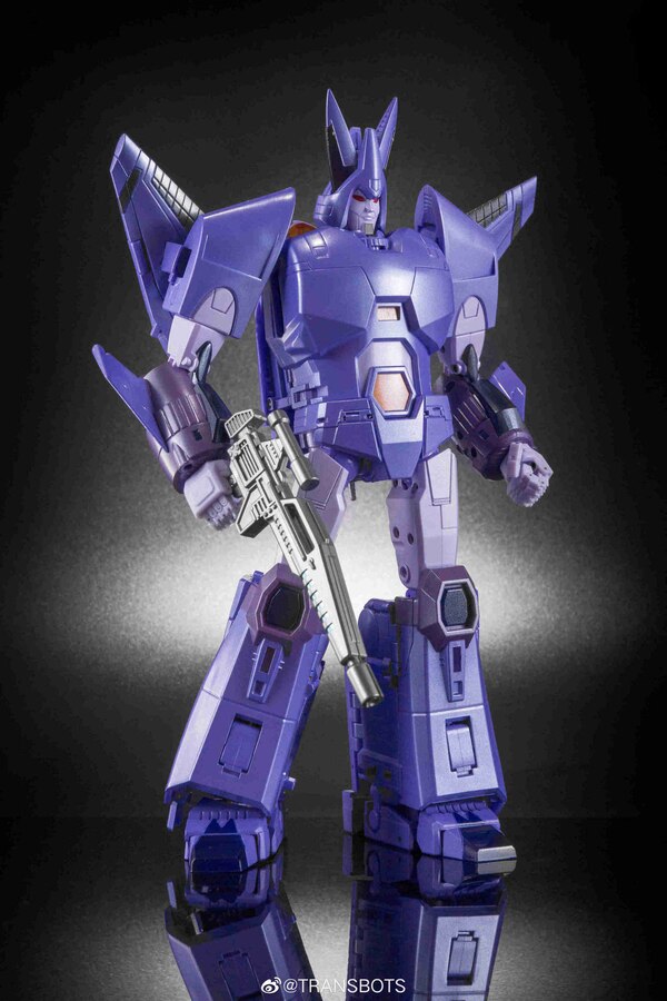 X Transbots MX 3+ Eligos (Cyclonus) Metallic Edition Image  (8 of 17)